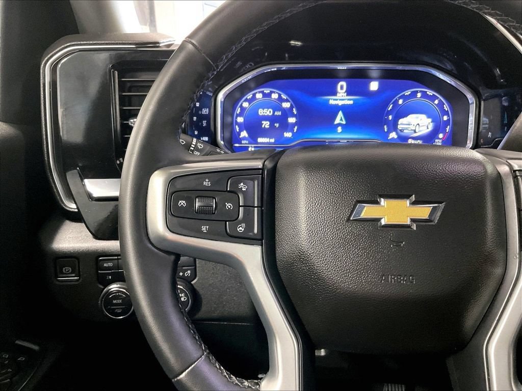 Used 2023 Chevrolet Silverado 1500 LT w/ Z71 Off-Road Package AWD/4WD image 22