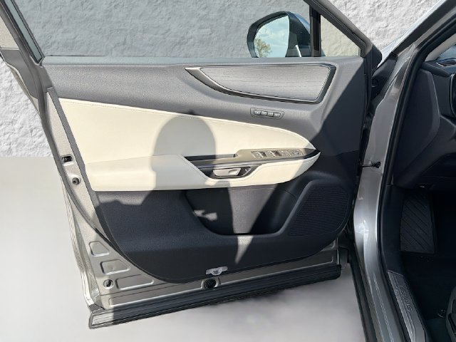 Used 2026 Lexus NX 450h+ AWD w/ Luxury Package image 21