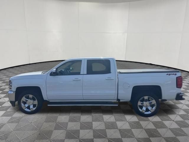 Used 2018 Chevrolet Silverado 1500 LT w/ LT Eassist Package AWD/4WD image 8