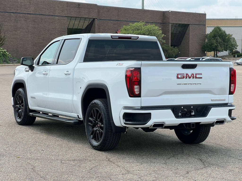 Used 2024 GMC Sierra 1500 Elevation w/ X31 Off-Road Package AWD/4WD image 14