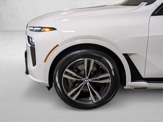 New 2026 BMW X7 xDrive40i w/ M Sport Package image 10