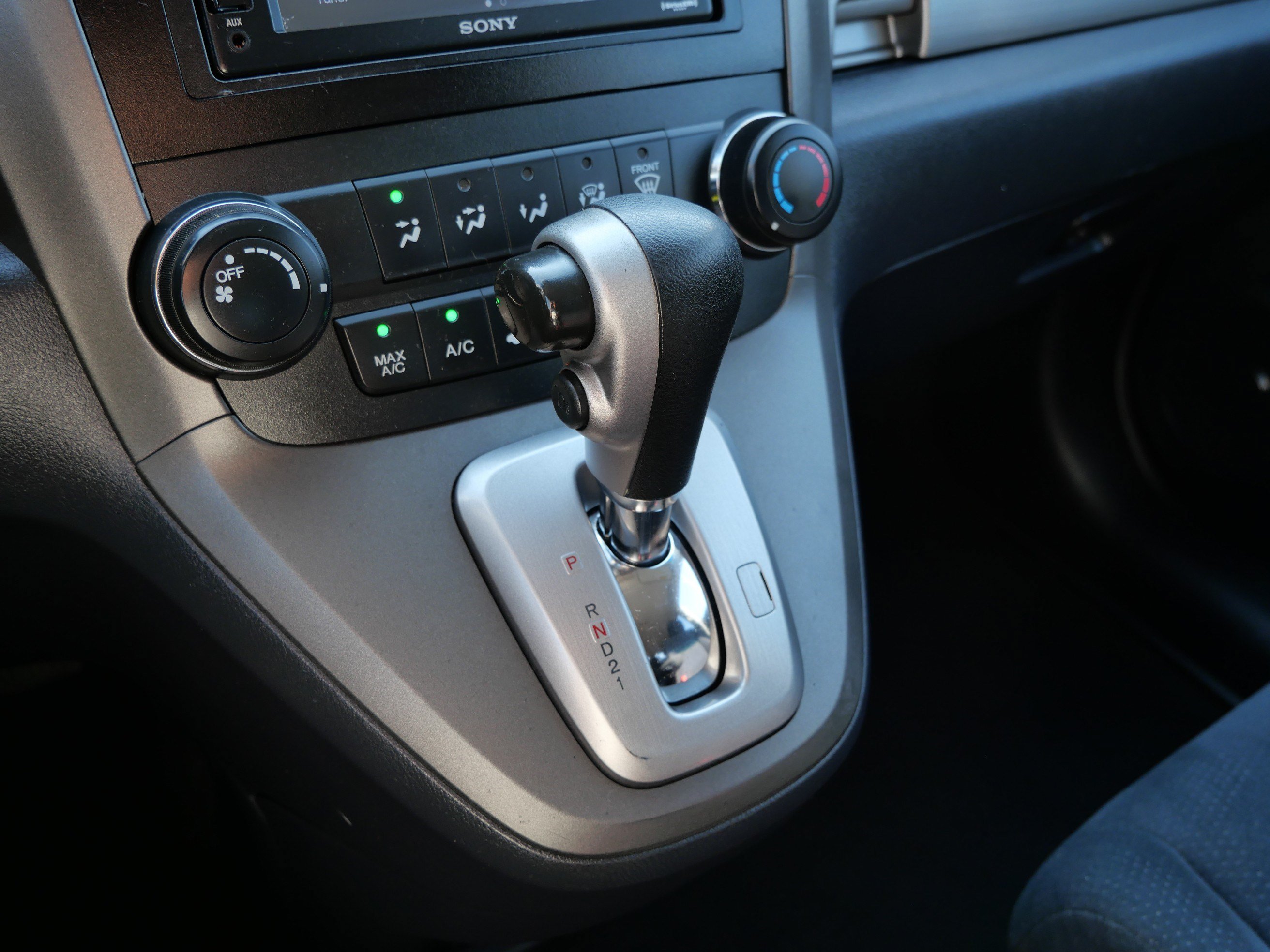 Used 2011 Honda CR-V SE image 24
