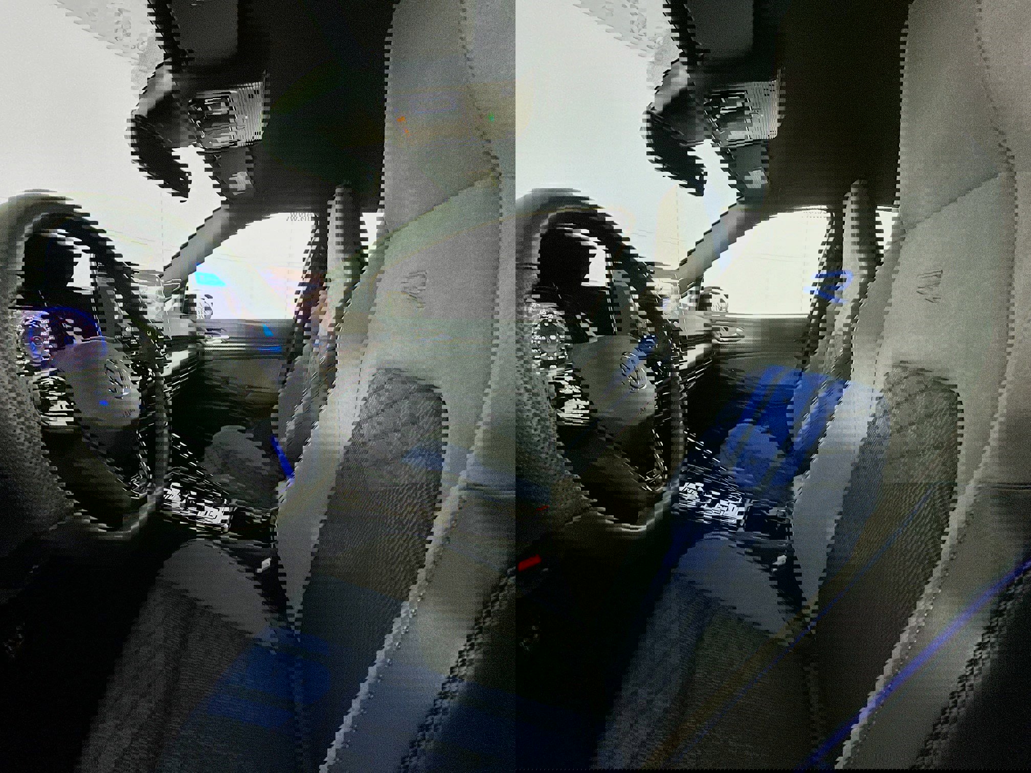 Used 2025 Volkswagen Golf R Black Edition w/ Euro Stye Package image 20