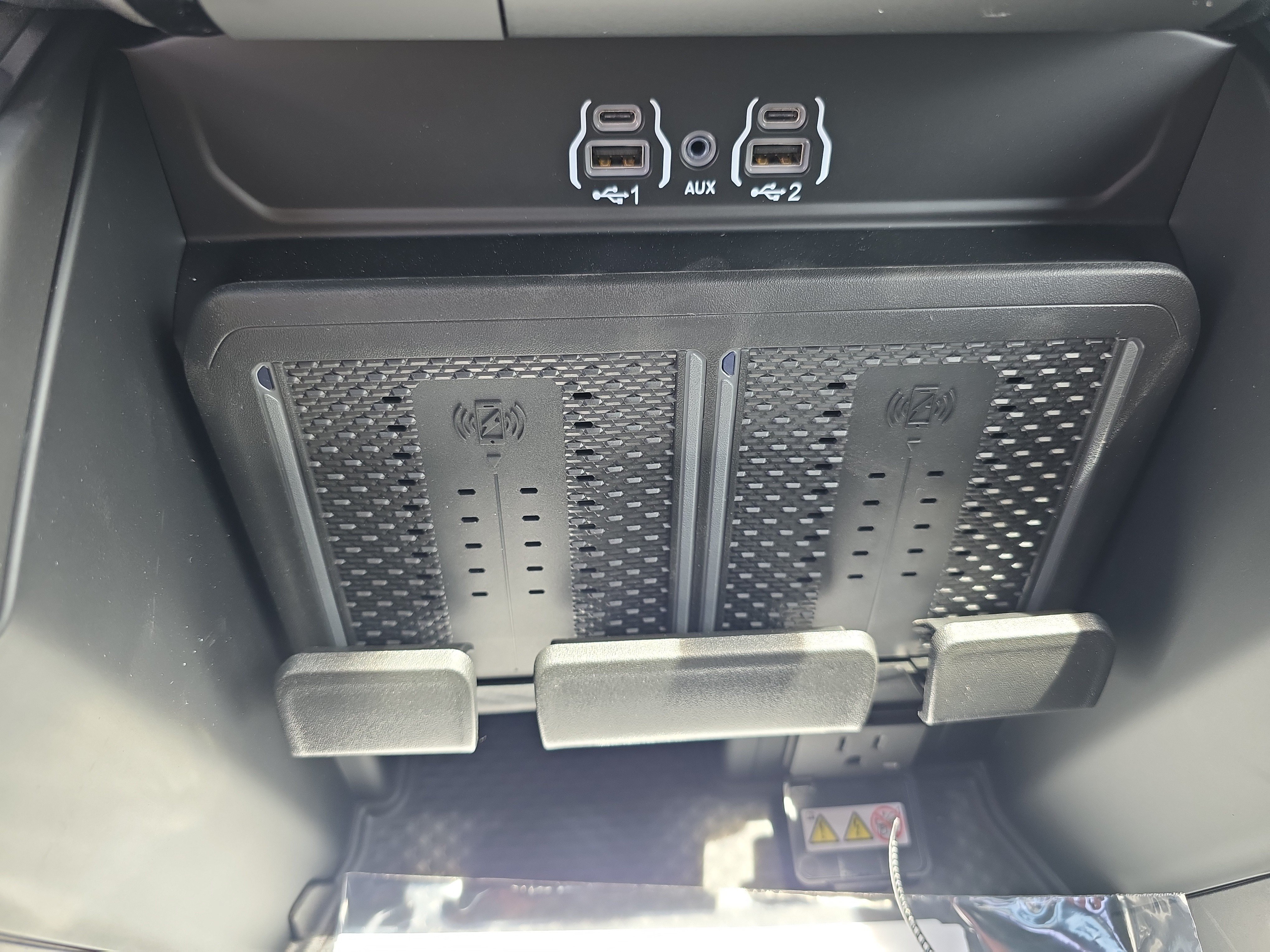 New 2026 RAM 5500 4x4 Crew Cab w/ Laramie Trim Package image 7