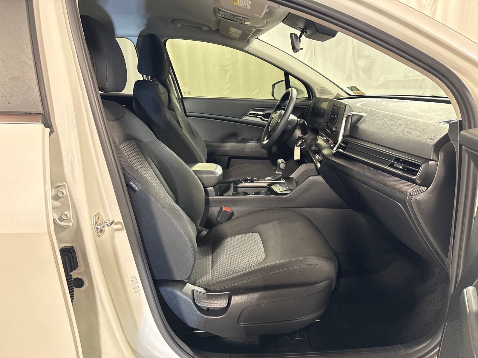 Certified 2023 Kia Sportage LX image 13