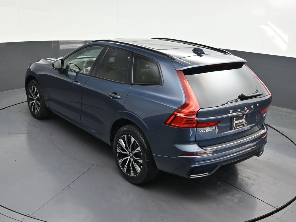 Certified 2024 Volvo XC60 B5 Core w/ Protection Package Premier AWD/4WD image 19