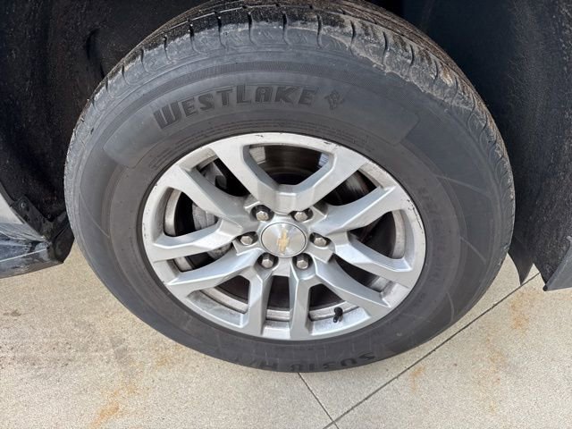 Used 2023 Chevrolet Suburban LT image 11