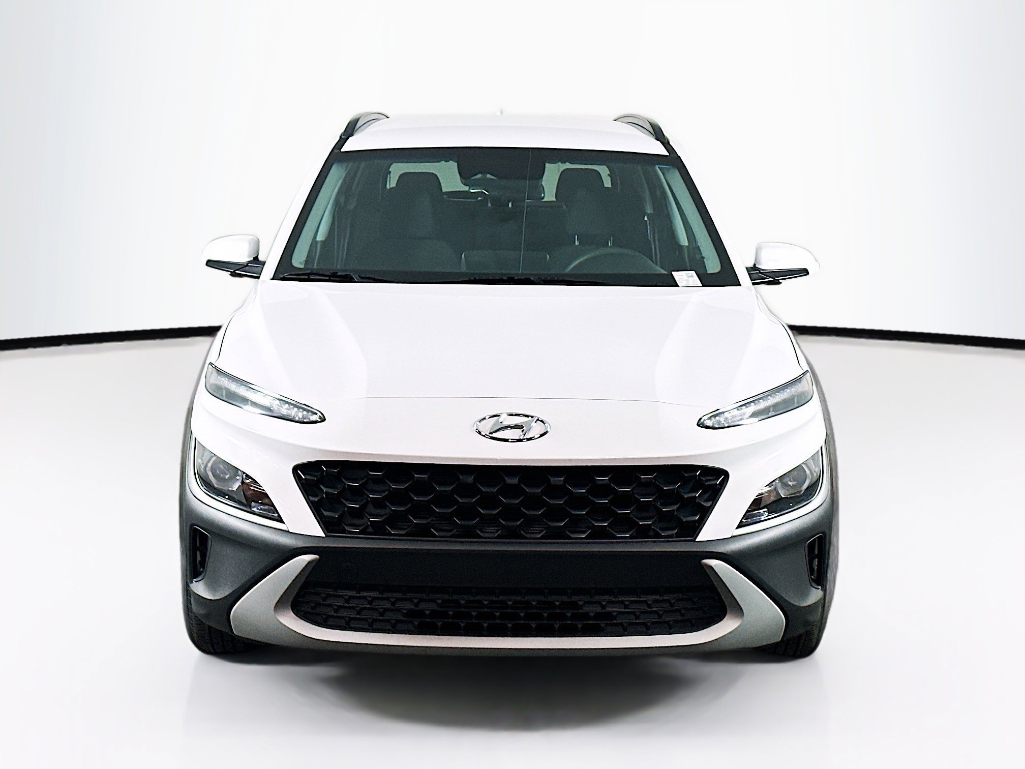 Used 2022 Hyundai Kona SEL image 2