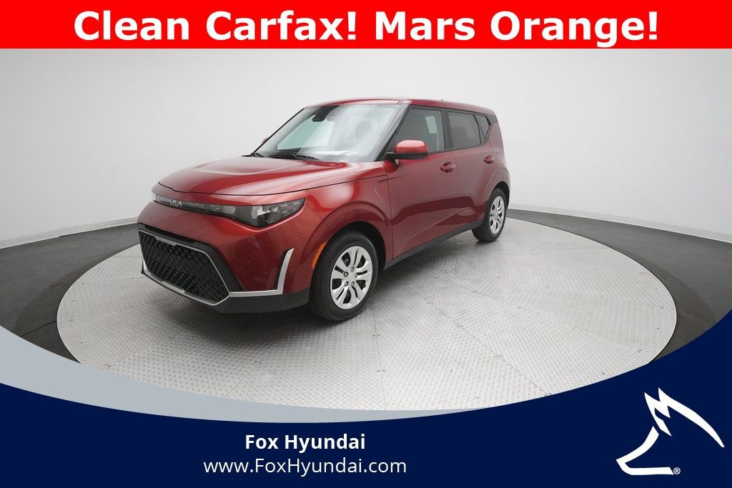 Used 2023 Kia Soul LX image 1