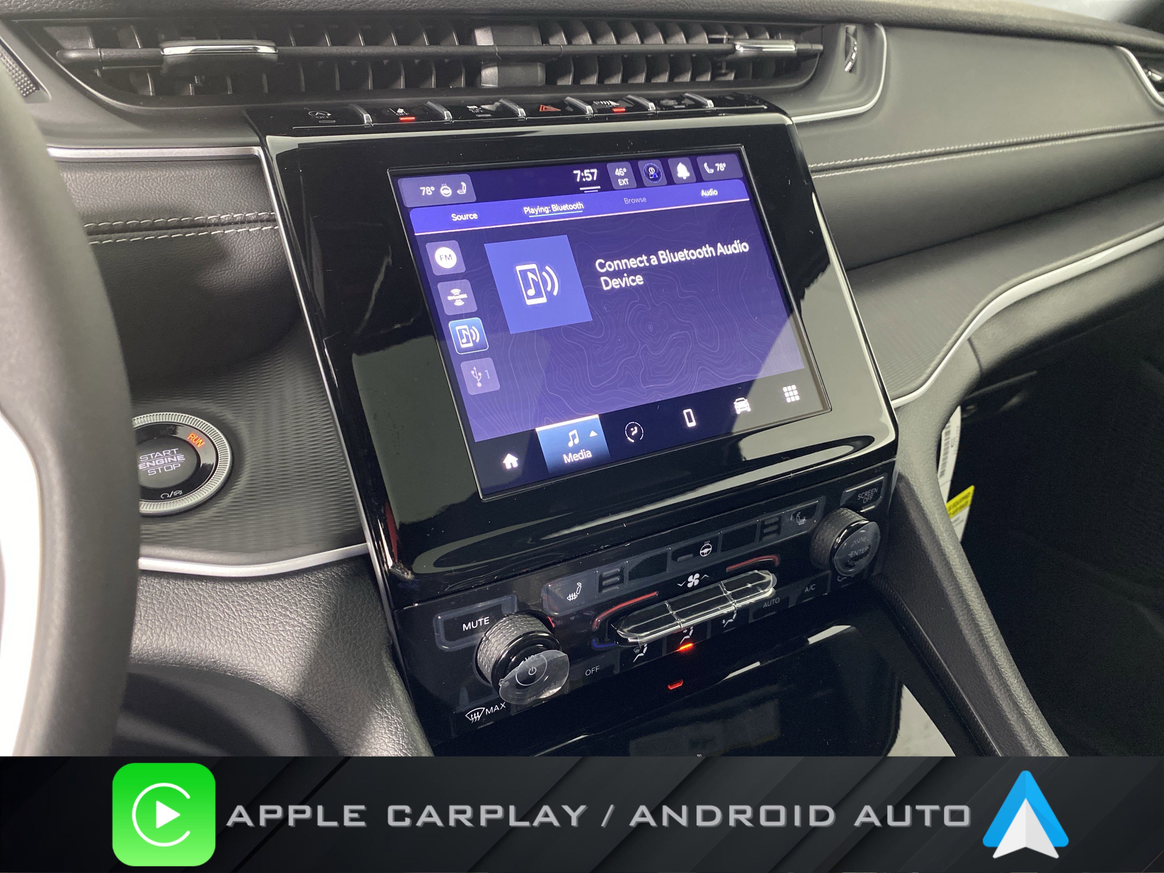 New 2025 Jeep Grand Cherokee Altitude image 3