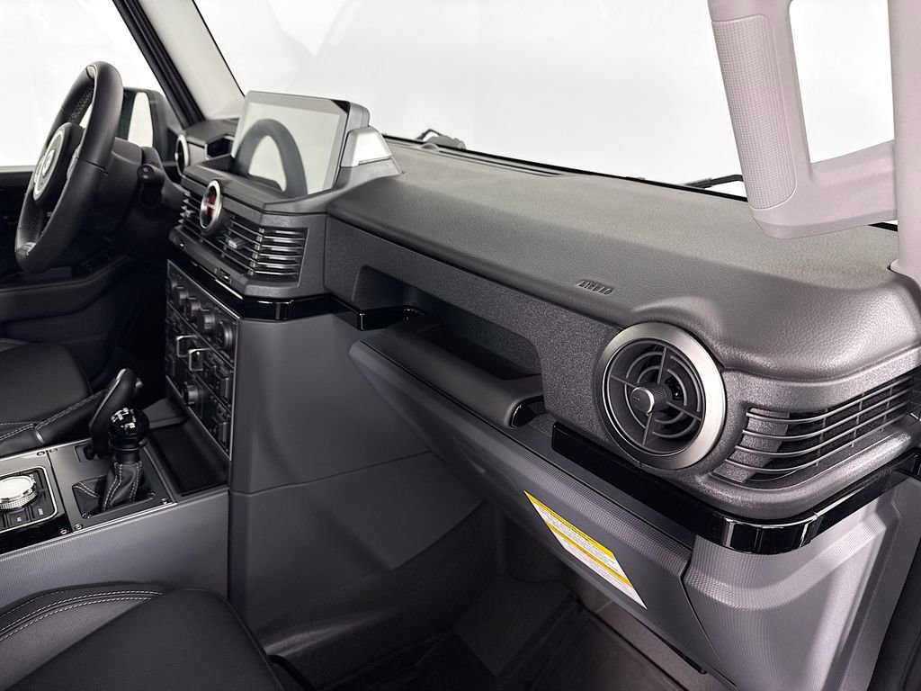 Used 2025 INEOS Grenadier Base image 27