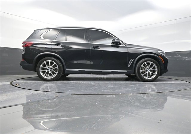Used 2020 BMW X5 xDrive40i w/ Premium Package image 34