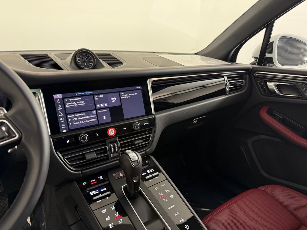 Certified 2026 Porsche Macan Turbo image 24