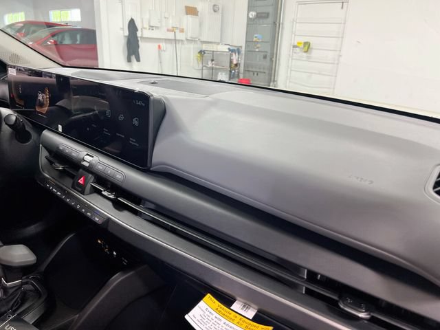 New 2026 Kia K4 FWD image 27