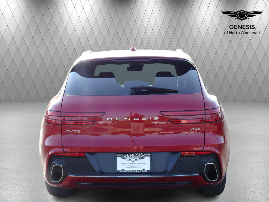 Used 2023 Genesis GV70 2.5T w/ Advanced Package AWD/4WD image 4