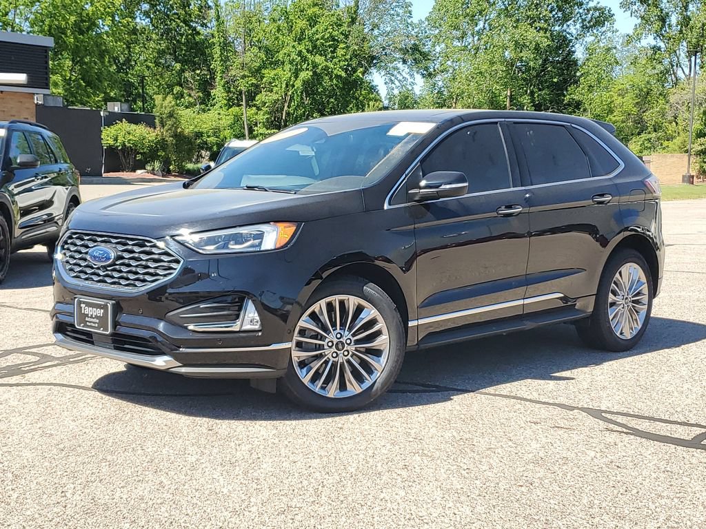 Certified 2022 Ford Edge Titanium w/ Equipment Group 301A AWD/4WD image 33