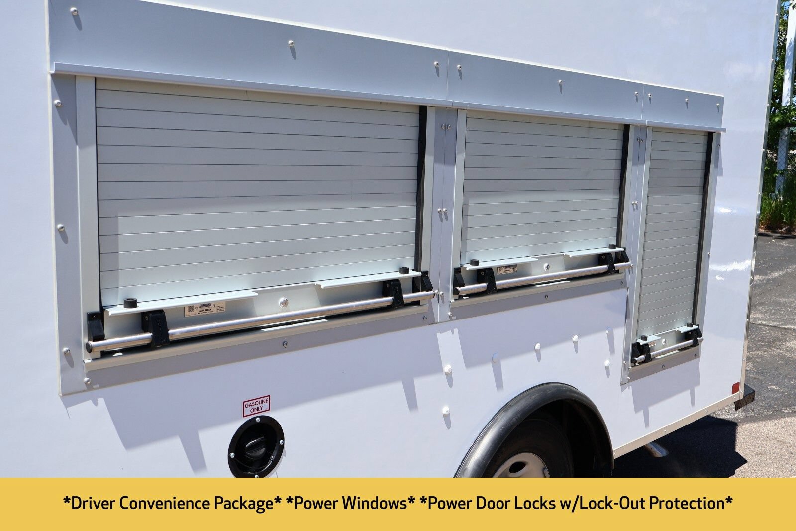 Used 2024 Chevrolet Express 3500 w/ Power Convenience Package RWD image 5