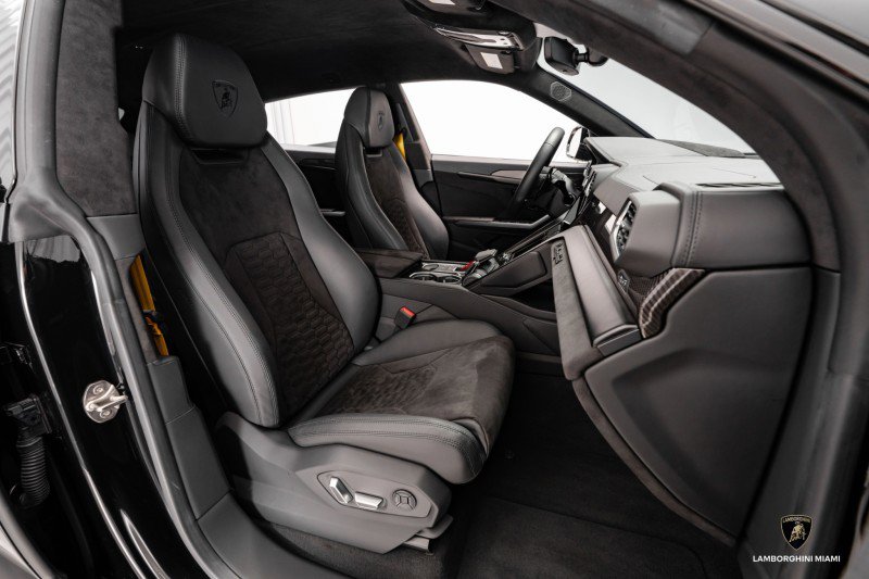 Used 2024 Lamborghini Urus S image 46