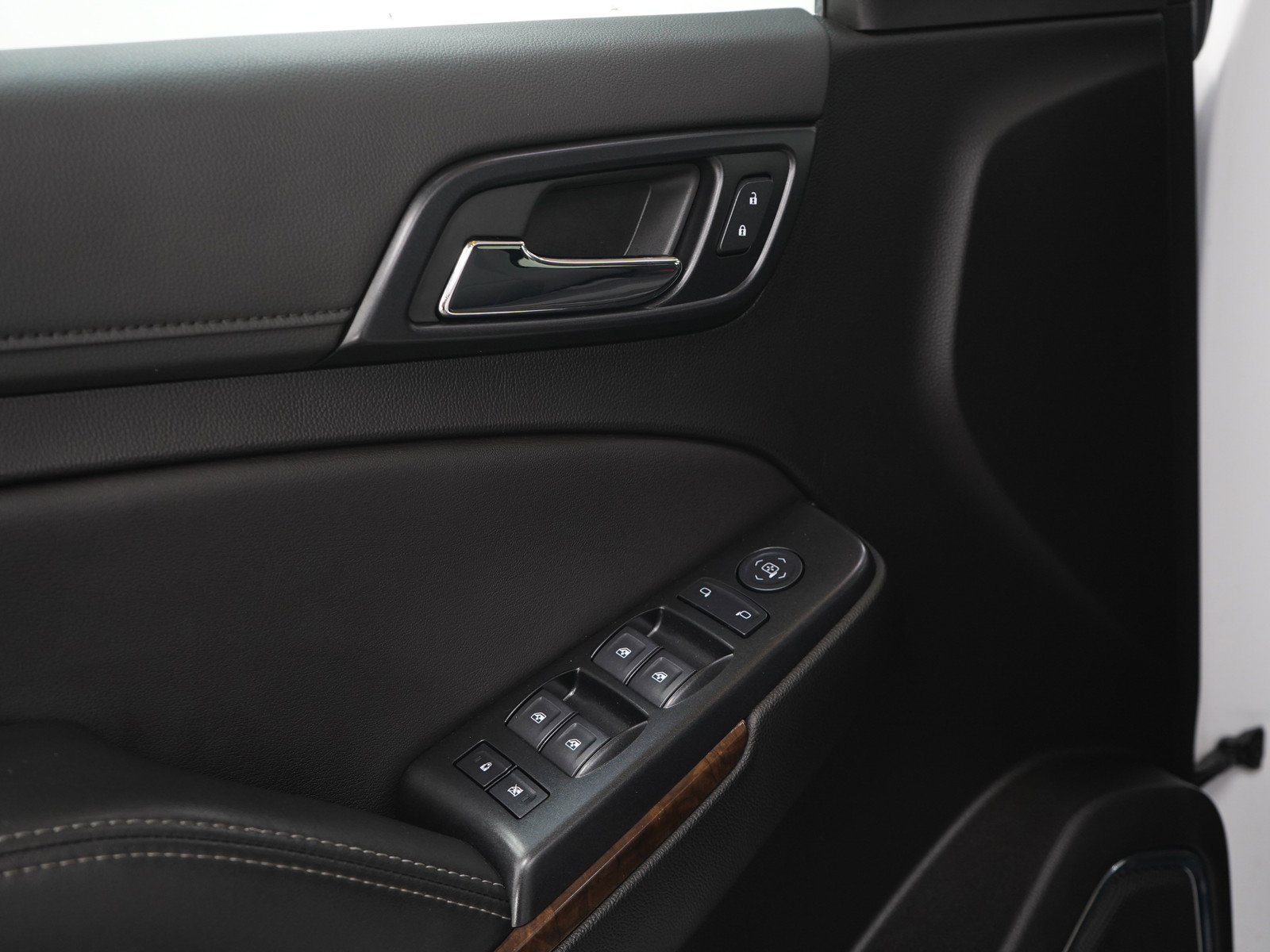 Used 2019 Chevrolet Tahoe LS AWD/4WD image 21