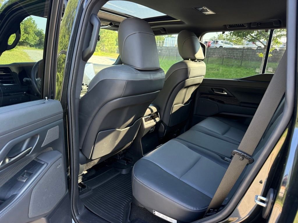 Used 2024 Lexus GX 550 AWD/4WD image 29