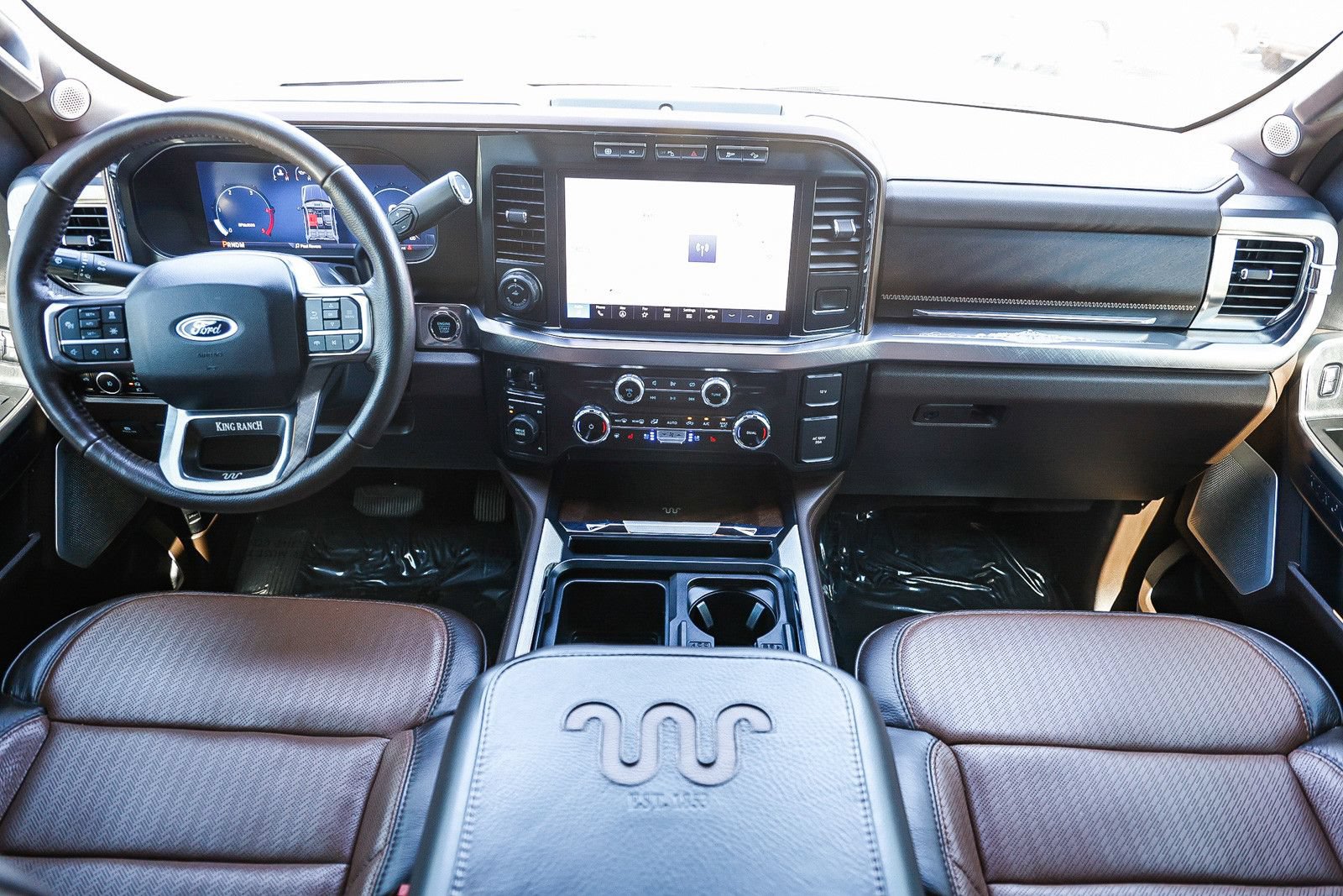 Used 2024 Ford F450 King Ranch w/ FX4 Off-Road Package AWD/4WD image 10