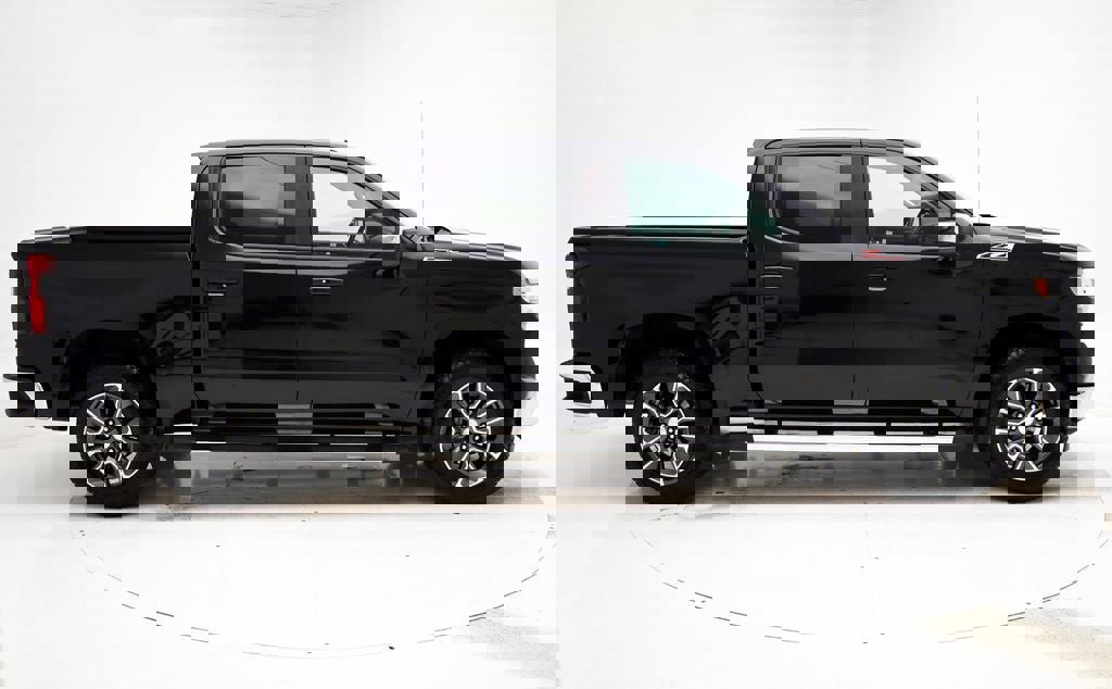 Used 2022 Chevrolet Silverado 1500 LT image 3