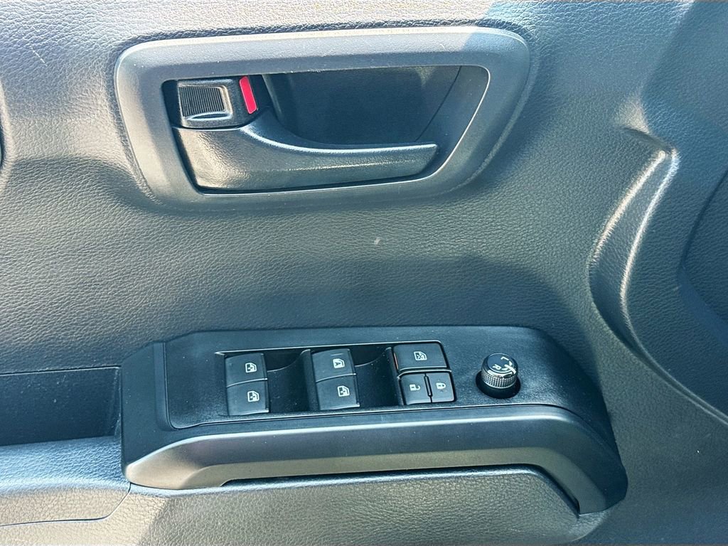 Used 2023 Toyota Tacoma SR AWD/4WD image 22