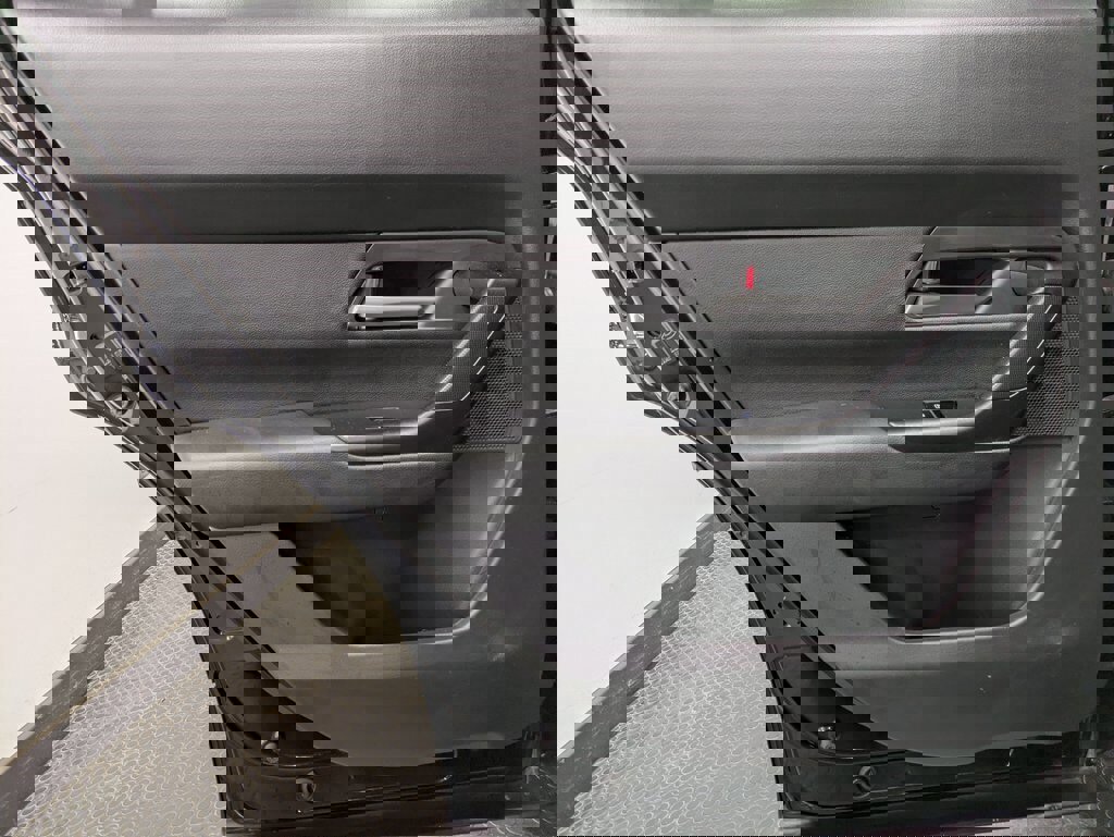 Used 2023 MAZDA CX-50 AWD 2.5 S w/ Select Package image 22