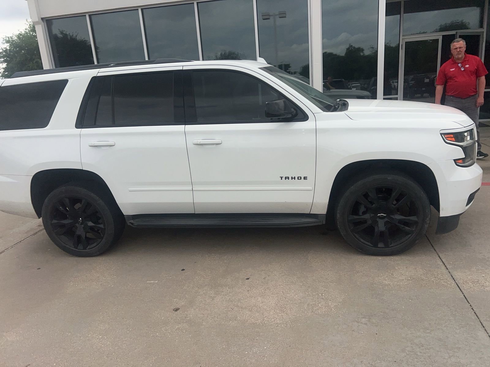 Used 2018 Chevrolet Tahoe Premier AWD/4WD image 14