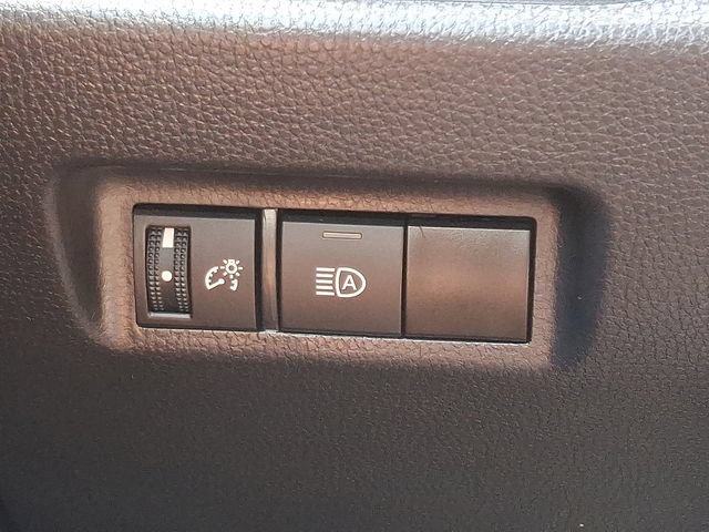 Certified 2025 Toyota RAV4 LE AWD/4WD image 22