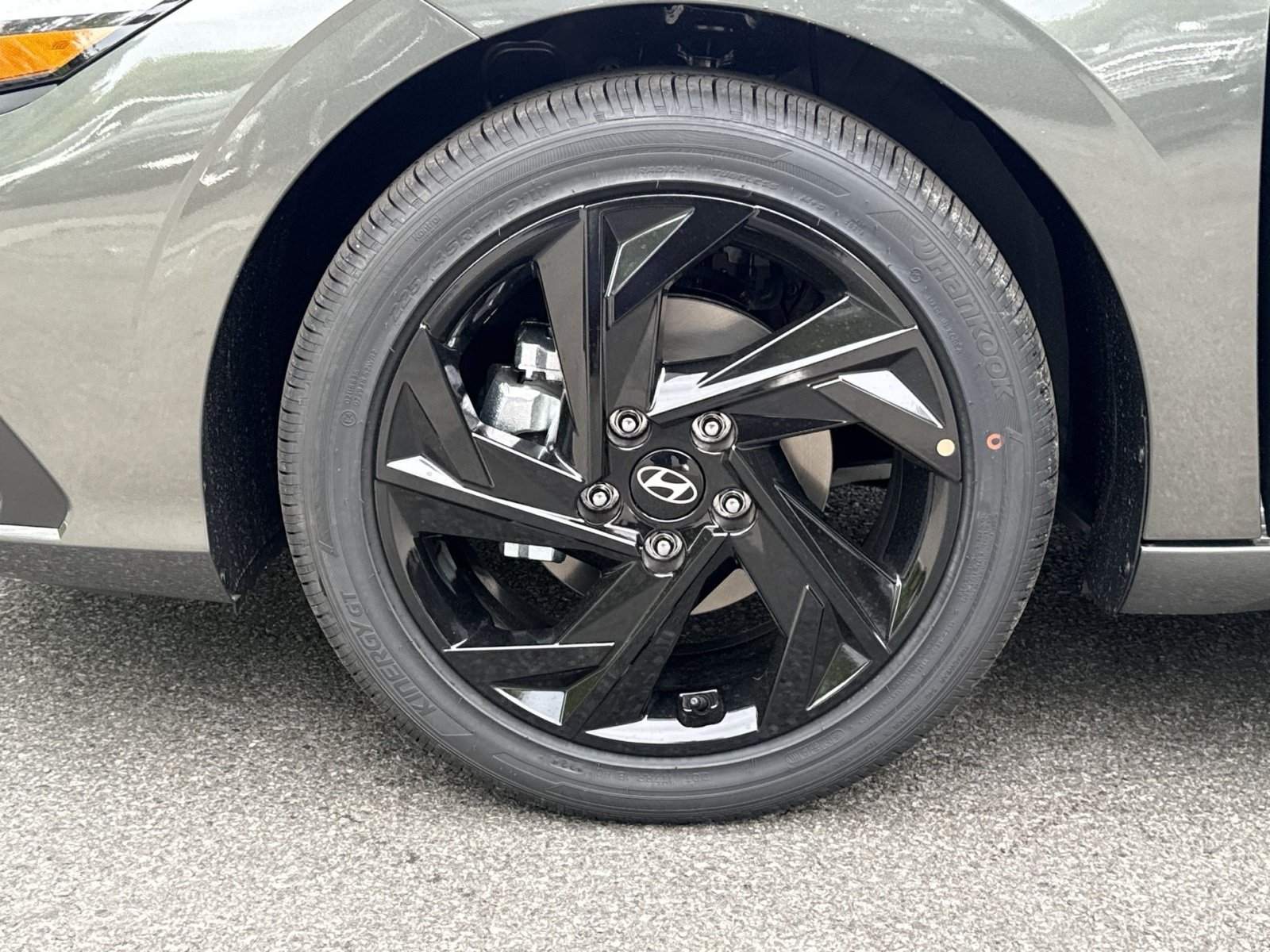 New 2026 Hyundai Elantra Sport FWD image 12