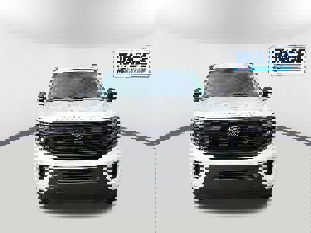 New 2026 Ford Expedition Active image 2