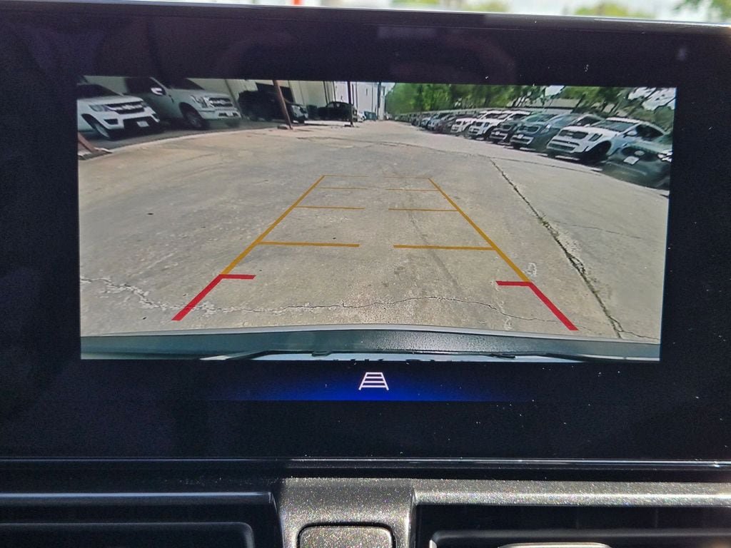 Used 2025 Chevrolet TrailBlazer LT AWD/4WD image 14