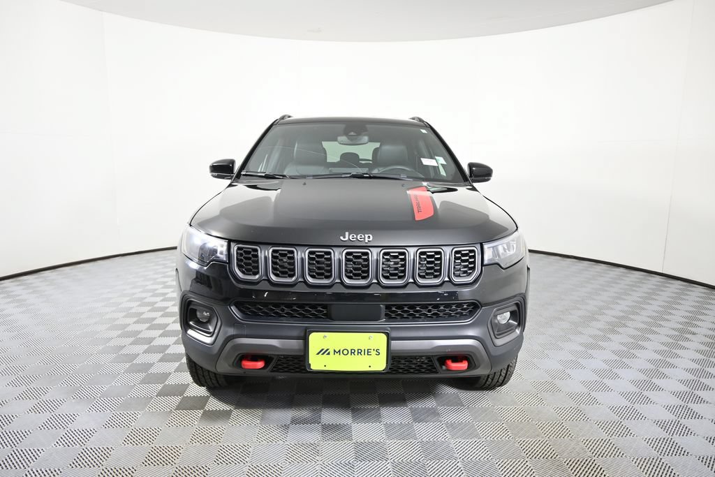 Used 2024 Jeep Compass Trailhawk AWD/4WD image 10