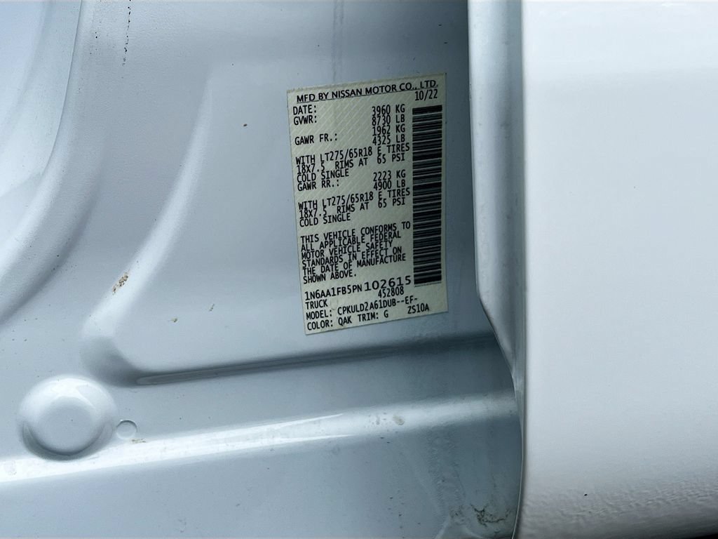 Used 2023 Nissan Titan PRO-4X AWD/4WD image 33