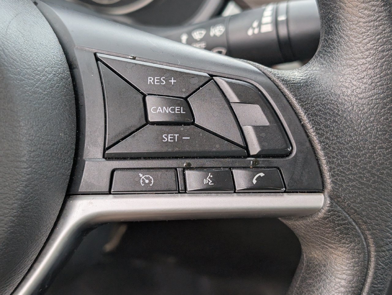 Used 2025 Nissan Altima 2.5 SV FWD image 22