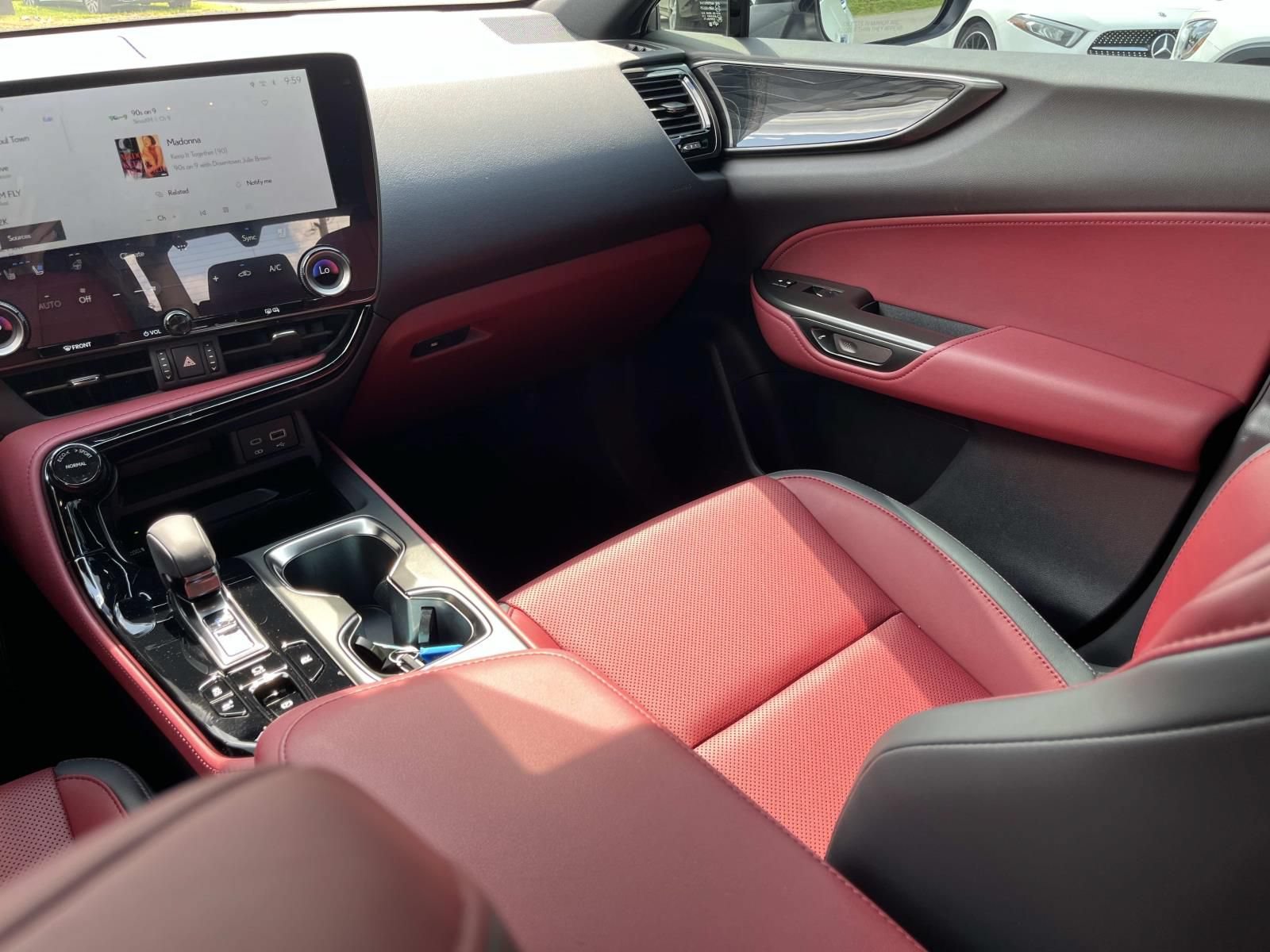 Used 2025 Lexus NX 350h AWD w/ Premium Package image 15