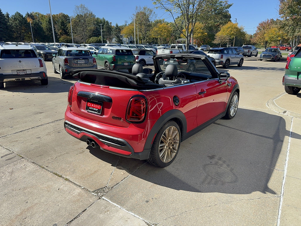 Used 2024 MINI Cooper S FWD image 4