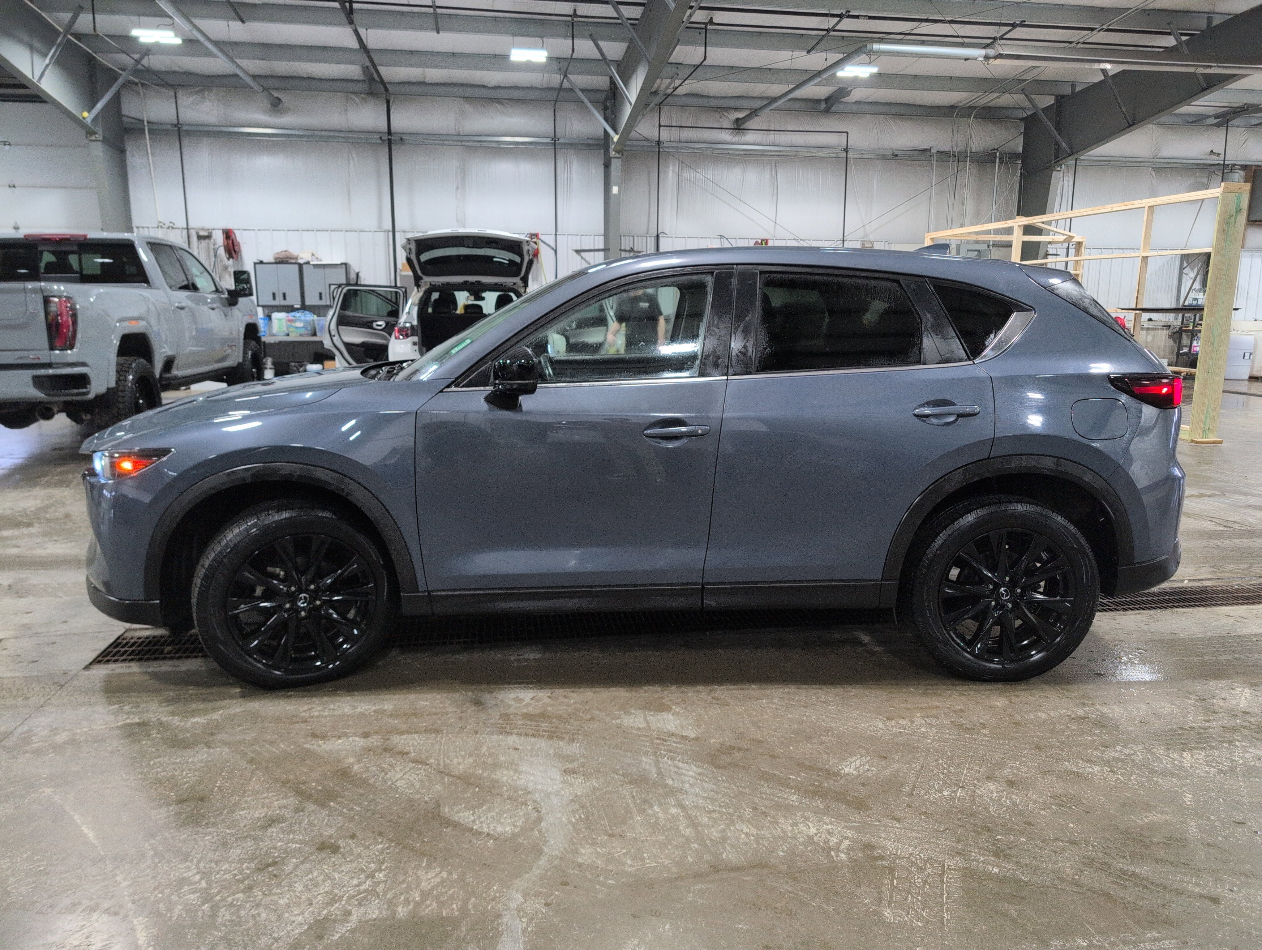 Used 2023 MAZDA CX-5 Carbon Edition AWD/4WD image 5