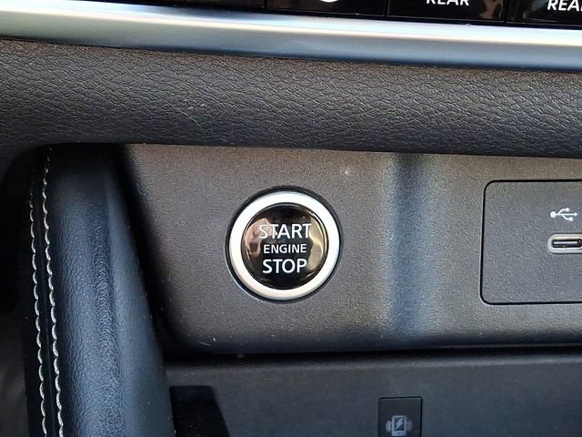 Used 2023 Nissan Rogue Platinum AWD/4WD image 28