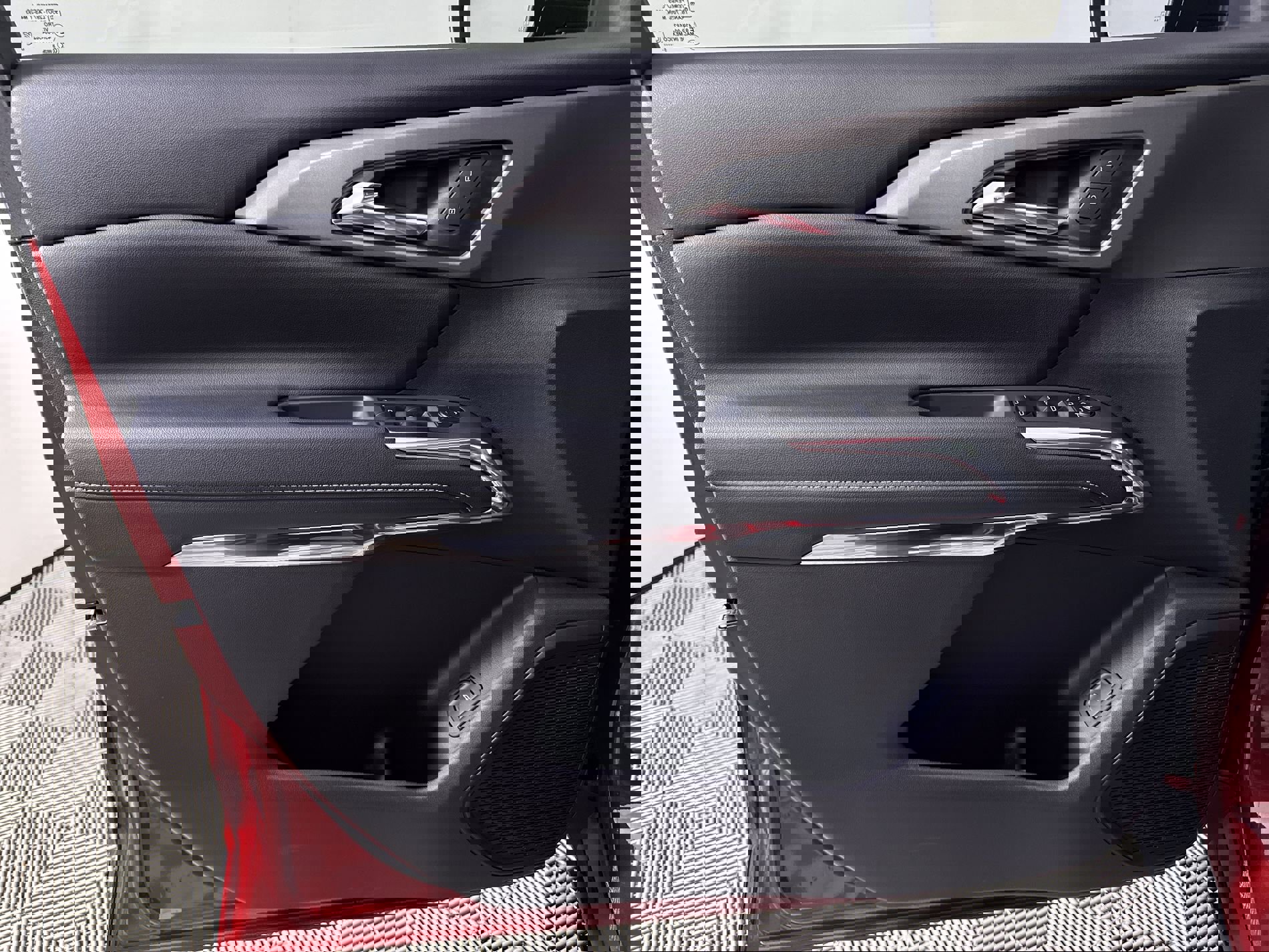 New 2026 Chevrolet Traverse LT w/ Sun and Wheel Package image 59