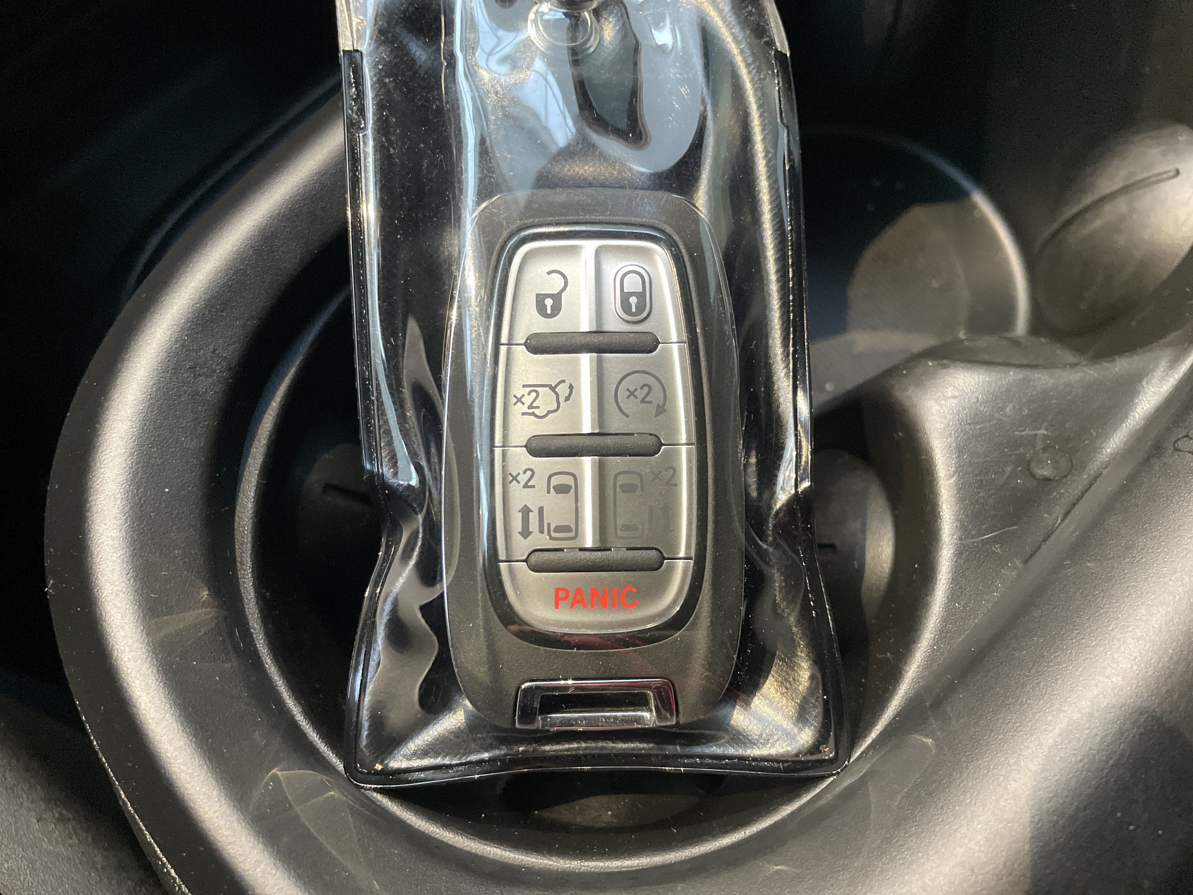Used 2025 Chrysler Voyager LX FWD image 40