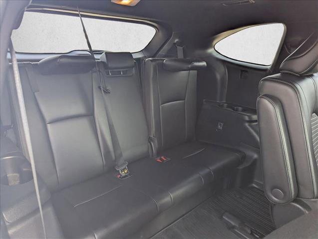 Used 2023 Toyota Highlander XSE FWD image 18