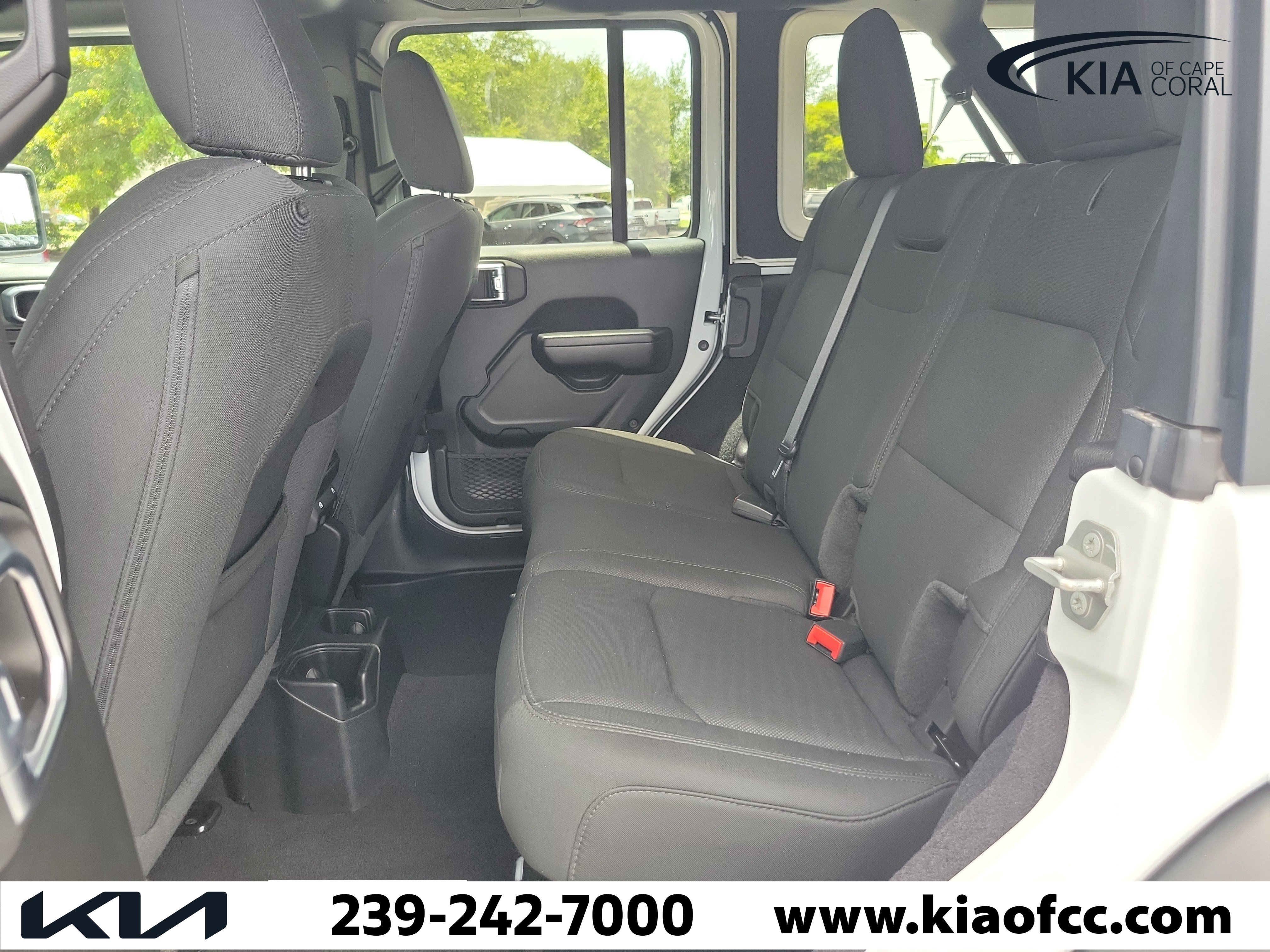 Used 2021 Jeep Wrangler Unlimited Sport AWD/4WD image 12