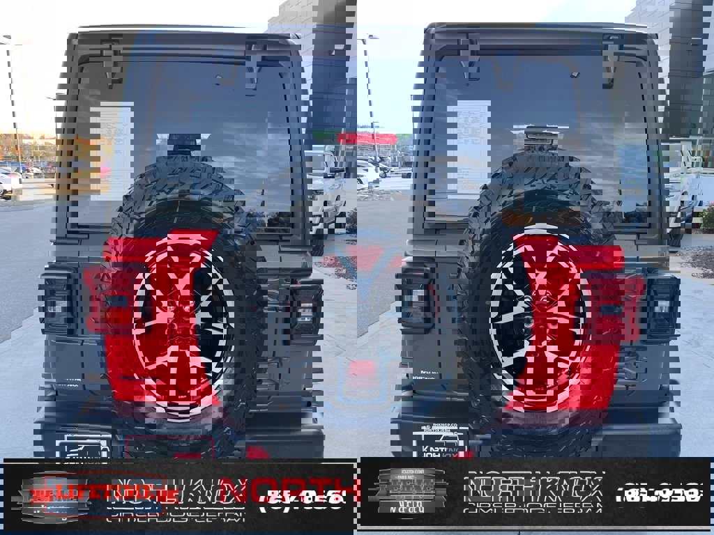 Used 2025 Jeep Wrangler Unlimited Rubicon image 18