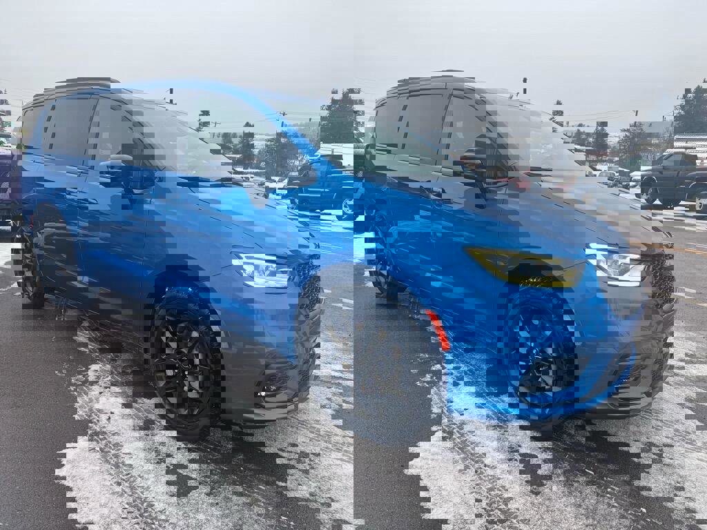 Used 2026 Chrysler Pacifica Select w/ S Appearance Package image 3