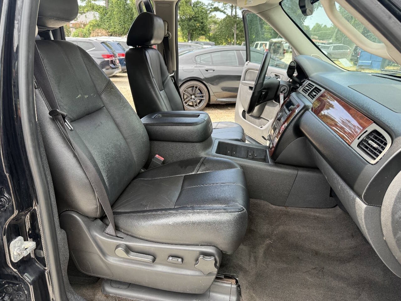 Used 2012 Chevrolet Avalanche LT w/ All-Star Edition RWD image 23