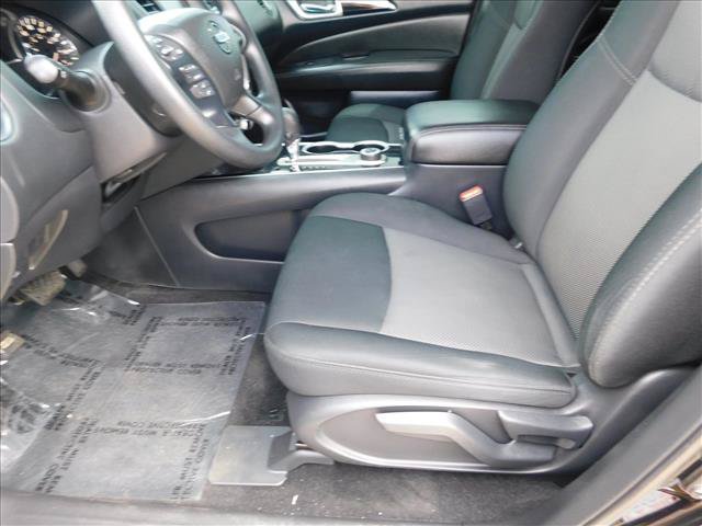 Used 2019 Nissan Pathfinder S AWD/4WD image 22