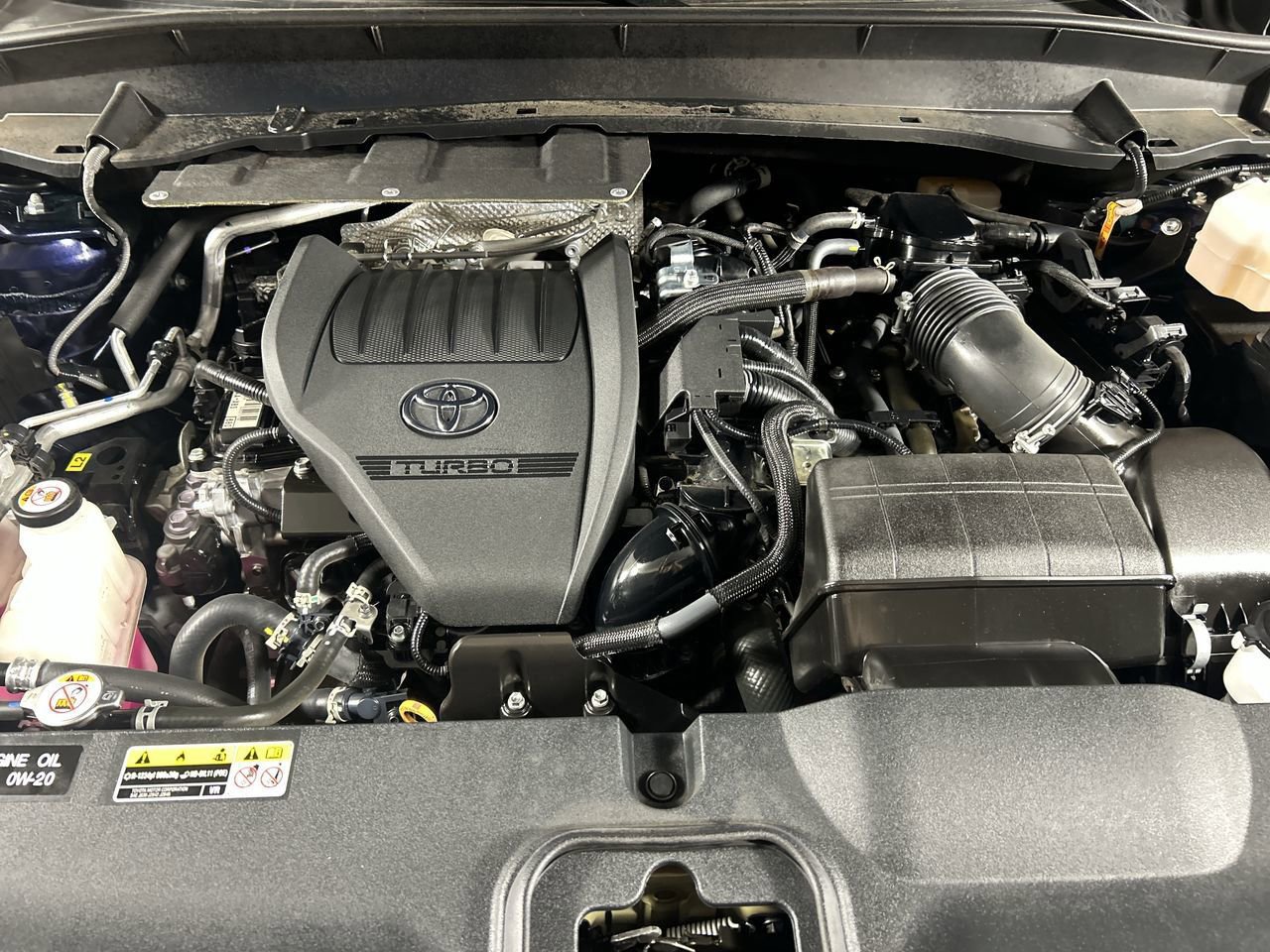 Used 2024 Toyota Grand Highlander AWD Hybrid image 12