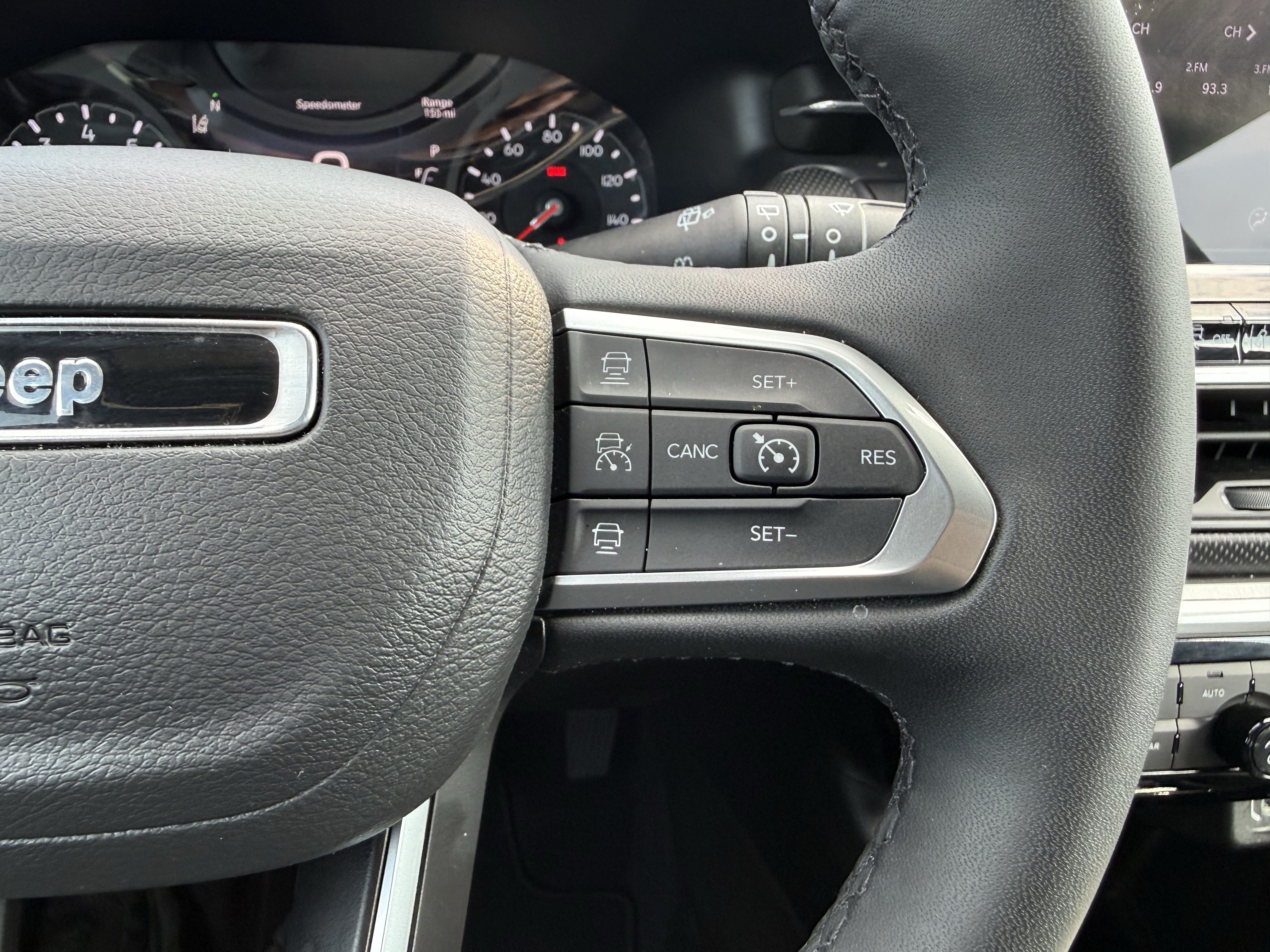 Used 2026 Jeep Compass Limited AWD/4WD image 19
